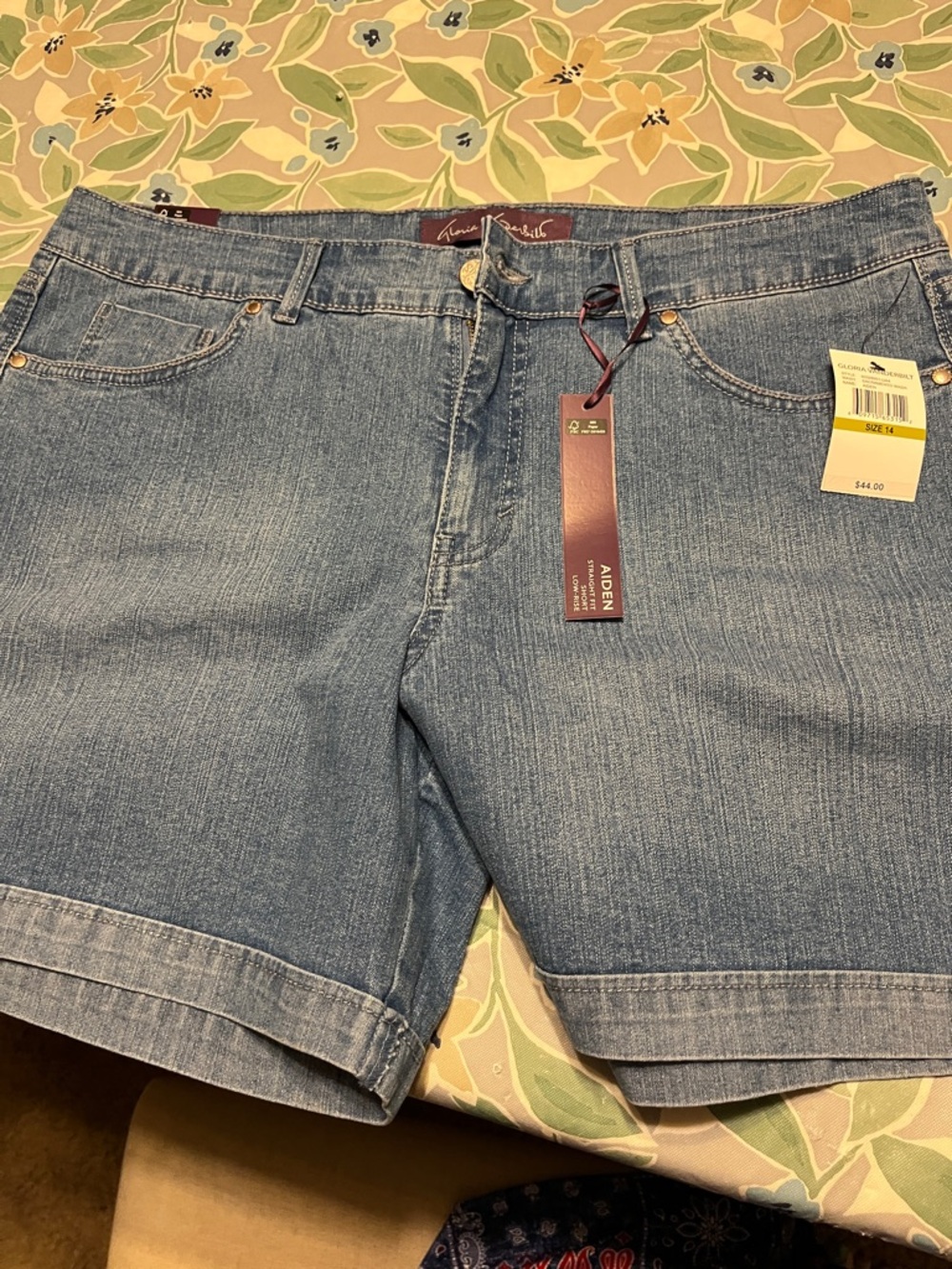 Gloria Vanderbilt Light Blue Denim Jean Shorts
